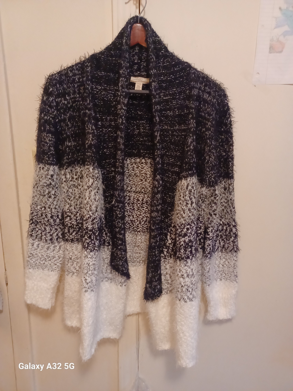 Cupio Fuzzy Ombre Open-Front Cardigan - Black & White